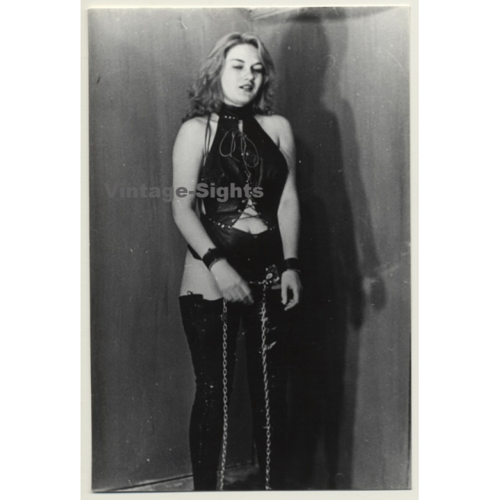 Pretty Blonde In Leather Fetish Suit *1 / High Boots (Vintage Photo GDR ~ 1960s)