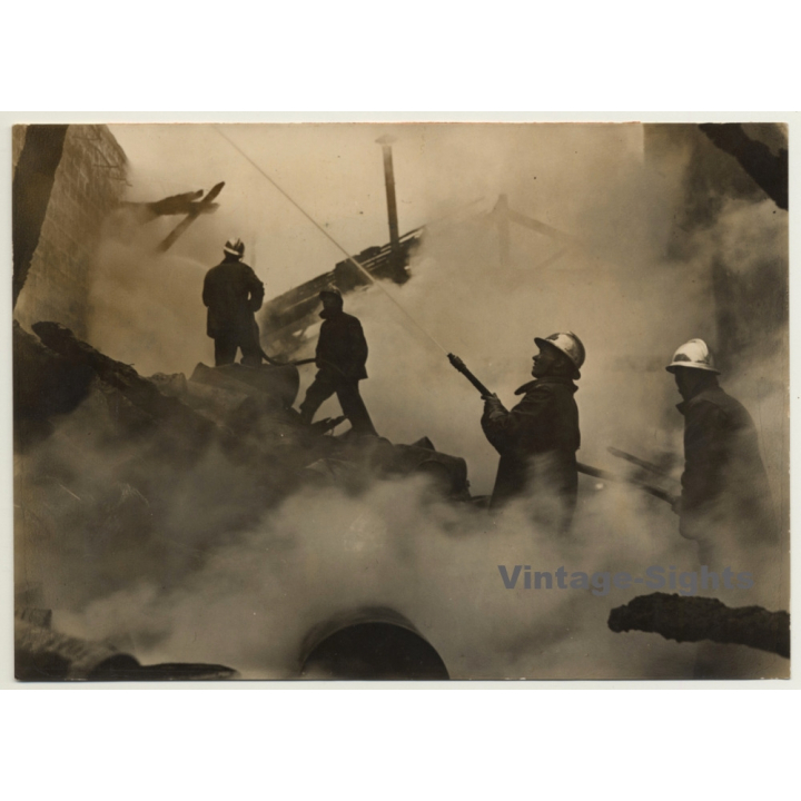 Aubervilliers / Paris: Fire At Paint Factory / Pompiers (Vintage Press Photo ~1930s/1940s)