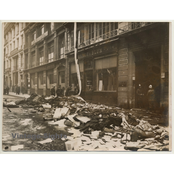 Paris / France: Fire At Rue D'Uzès / Brach & Blum (Vintage Press Photo ~1930s/1940s)