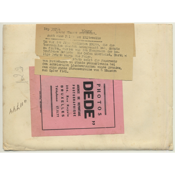 Pittsburgh / USA: Big Fire - Fire Fighters - Cold Wave (Vintage Press Photo ~1930s)