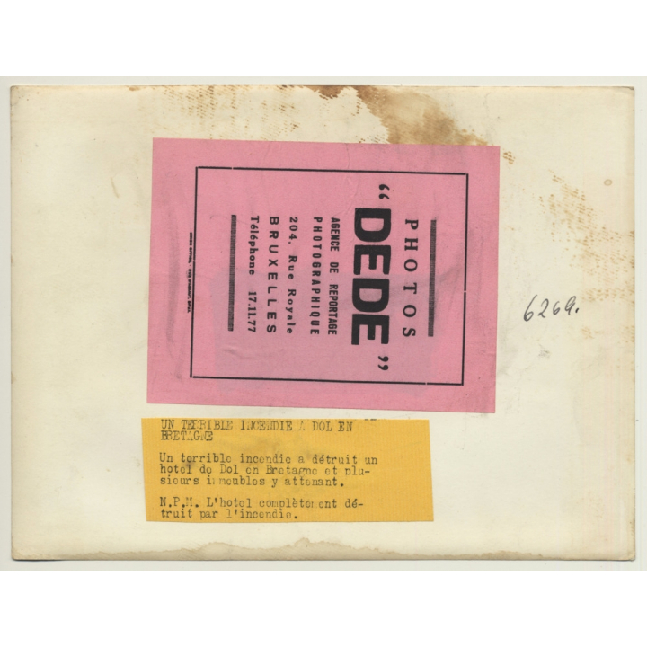 Dol / Bretagne: Terrible Incendie À Hotel Des Trois Marchands (Vintage Press Photo ~1930s)