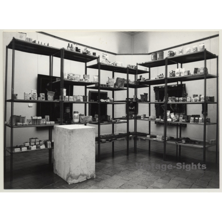 Musée D'Art Moderne / Gent: Joseph Beuys ' Wirtschaftswerte ' (Vintage Press Photo 1980)