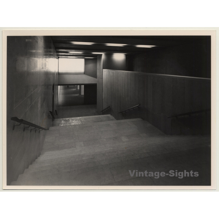 Bruxelles: Musées Royaux Des Beaux Arts De Belgique *14 / Staircase - Architecture (Vintage Press Photo 1984)