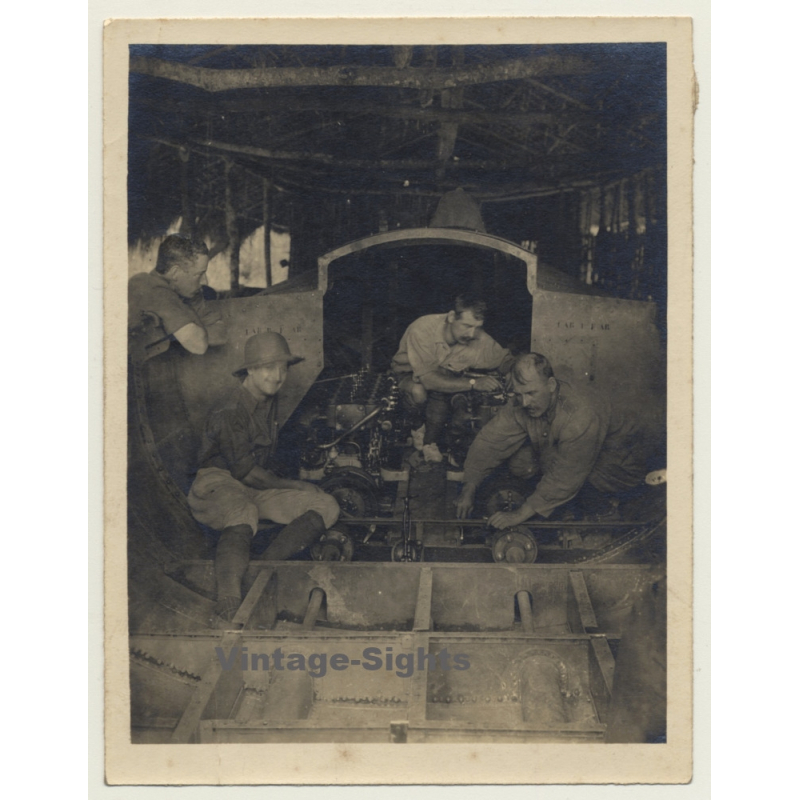 Congo Belge: Colonial Engineers Install 2 Engines In Boat (Vintage Photo ~1920s/1930s)