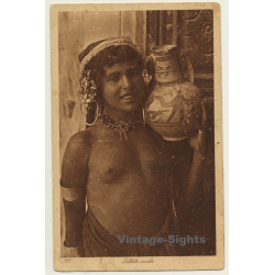 Lehnert & Landrock N° 133: Fillette Arabe / Topless - Ethnic (Vintage PC ~1920s)