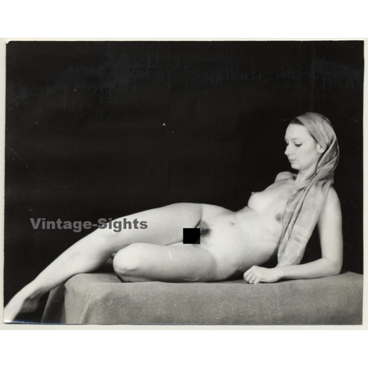 Natural Nude With Headscarf In Classic Pose (Vintage Photo Germany ~ 1960s)