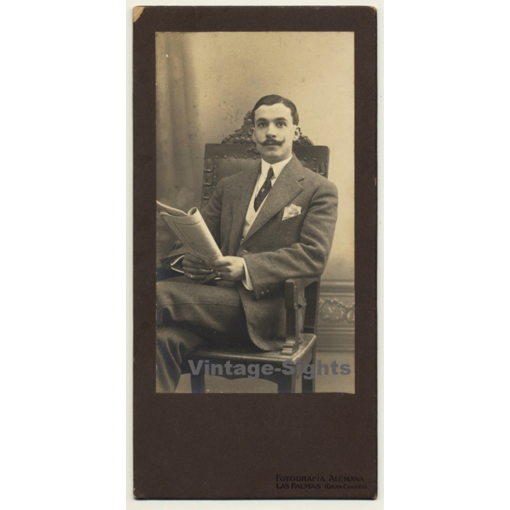 Fotografía Alemana / Las Palmas: Handsome Man With Twisted Moustache (Vintage Cabinet Card ~1910s/1920s)
