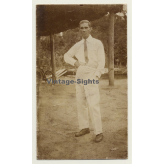 Congo Belge: Colonial Guy In White Clothes (Vintage Photo ~1920s)