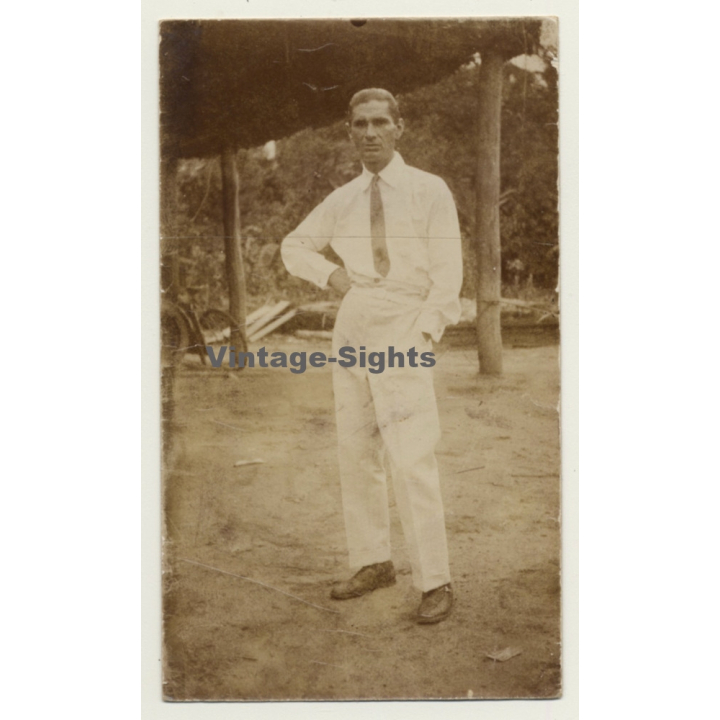 Congo Belge: Colonial Guy In White Clothes (Vintage Photo ~1920s)