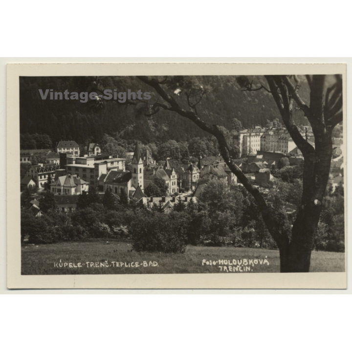 Trenčianske Teplice / Slovakia: Town View & Spa (Vintage RPPC)