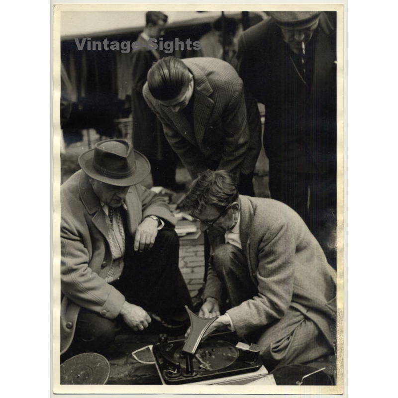 Marolles Flea Market / Brussels: Man Buys Record Player (Vintage Photo ~1950s/1960s)