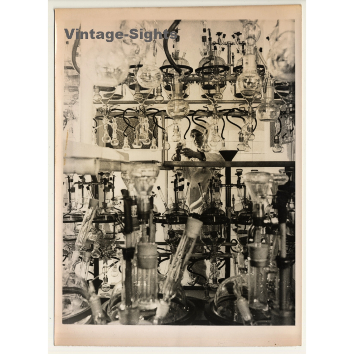 Prague: Inside Radiotoxologic Institute / Center For Radiation Hygiene (Vintage Photo 1967)