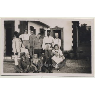 Morroco: Handsome French Guys & 2 Native Servants / Fez (Vintage Photo ~1930s)
