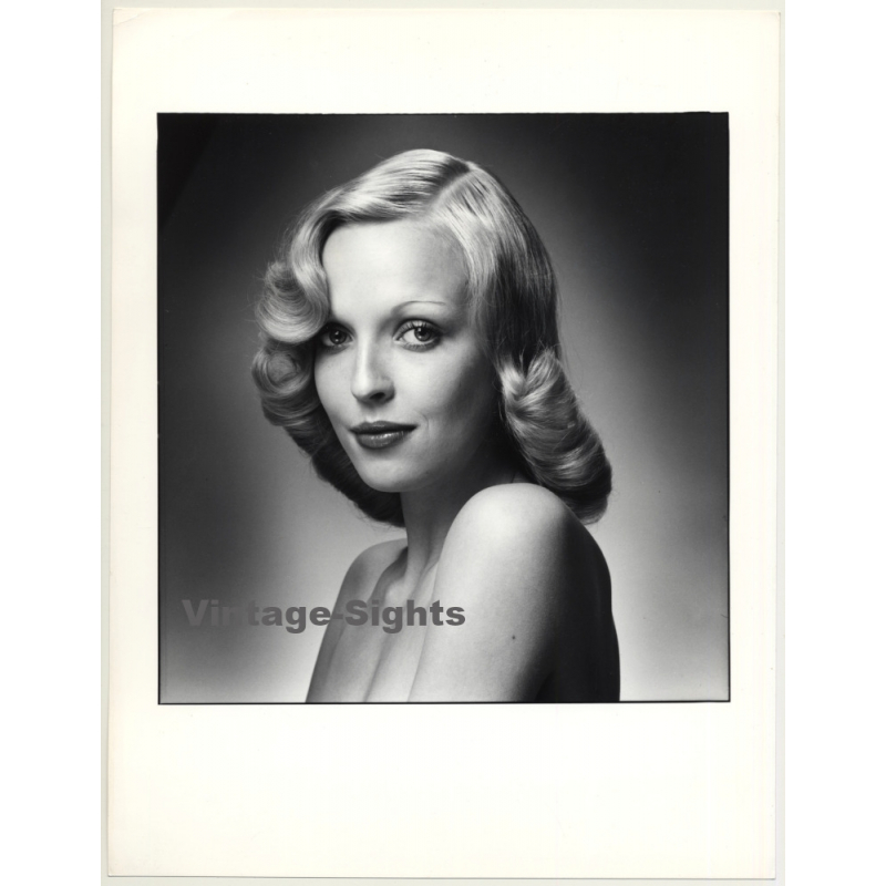 Blonde Female Model *2 / Hairstyle (Vintage Fashion Photo: Wolfgang Klein 1980s DIN A4+)
