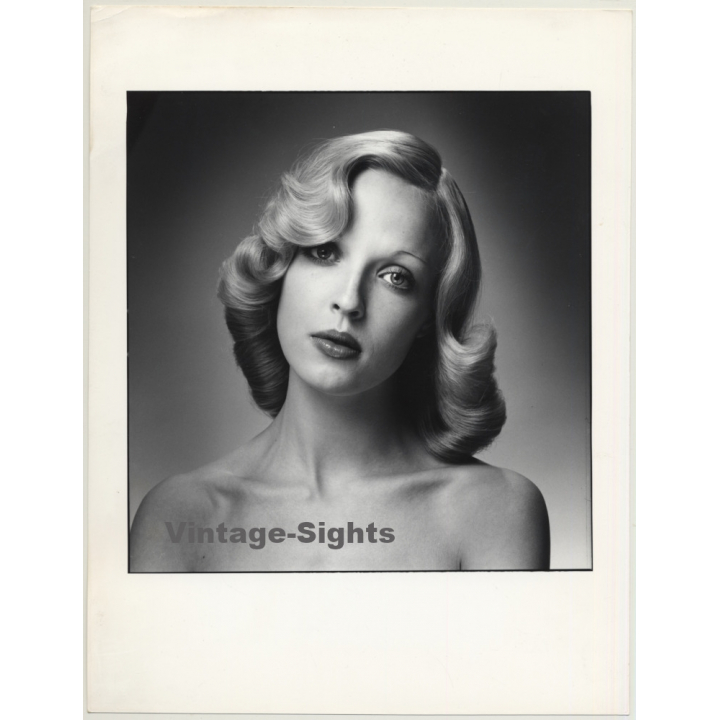 Blonde Female Model *3 / Hairstyle (Vintage Fashion Photo: Wolfgang Klein 1980s DIN A4+)