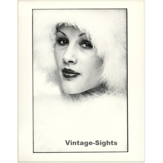 Portrait: Female Fashion Model *8 / Hairstyle (Vintage Photo: Wolfgang Klein 1980s DIN A4+)