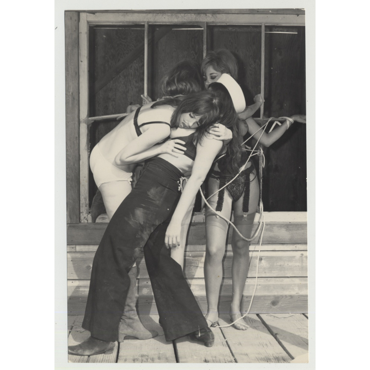 Bizarre Lesbian Cowgirl Bondage Scene 3 / BDSM - Moustache (Vintage Photo Master 60s/70s)