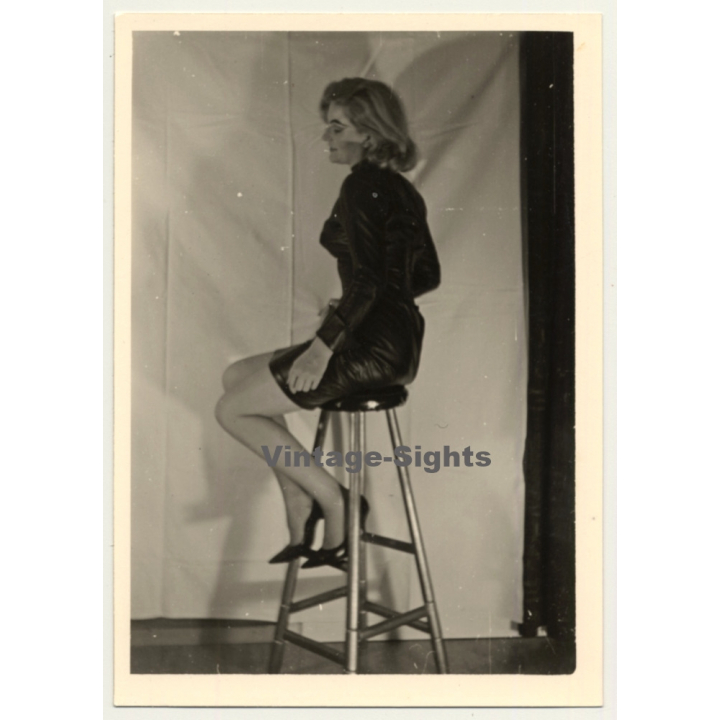 Blonde Woman In Lacquer Fetish Dress *2 / Bar Stool - BDSM (Vintage Photo ~1960s)