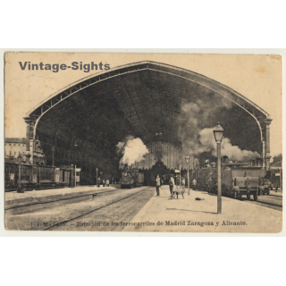 Estación De Los Ferrocarriles De Madrid, Zaragoza Y Alicante (Vintage PC 1917)