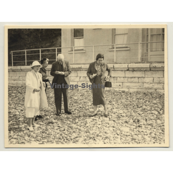 Élisabeth En Bavière - Reine Des Belges *11 / Outside (Vintage Photo 1950s/1960s)