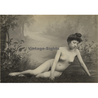 Classic French Nude *5 / Belle Epoque - Risqué (Vintage Photo Gelatin Silver ~1900s)