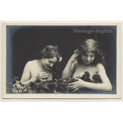 2 French Nudes Covered By Flowers*2 / Belle Epoque - Risqué (Vintage RPPC E. P. ~1900s)
