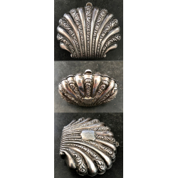 Vintage Silver Shell Shaped Coin Purse (UK Victorian Era ~1880s)