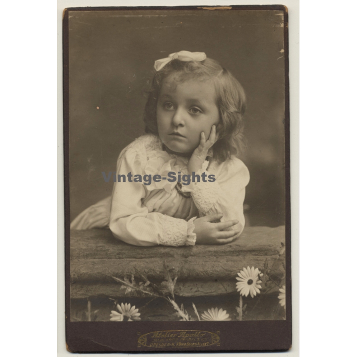 Atelier Apollo - F. Prügel / Dresden: Portrait Of Sweet Little Baby Girl (Vintage Cabinet Card ~1910s/1920s)