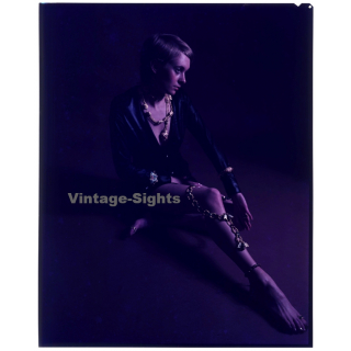 Shorthaired Woman / Jewelry - Fashion Shoot (Vintage Large Format Diapositive 1980s)