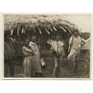 East Africa: Traditional Straw Hut & Native People / Ethnic (Vintage Photo ~1940s/1950s)