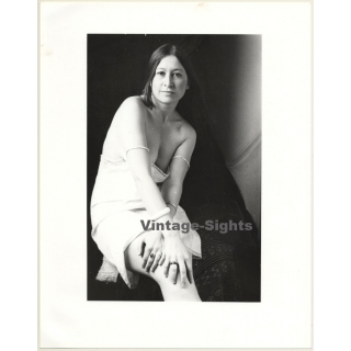 Jerri Bram (1942): Natural Brunette Woman In Negligee*2 (Vintage Photo ~1970s)