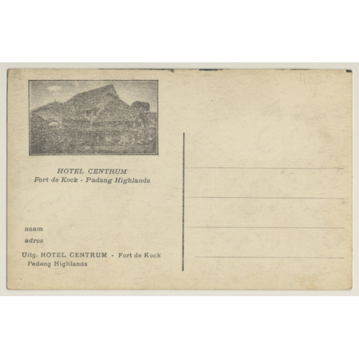 Sumatra / Indonesia: House Of A Big Family Padang Highlands (Vintage RPPC)