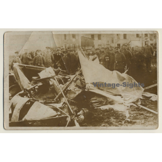 Saint-Vrain? / WW1: Soldiers Near Crashed Plane With Pilot (Vintage RPPC 1916)
