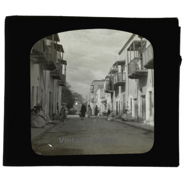 Maghreb / Africa: Street View - Berbers (Vintage Glass Dia Positive 1910s)