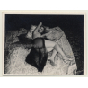 Elegant Brunette Nude With Black Cloth*10 / Risqué (Vintage Photo ~1940s/1950s)