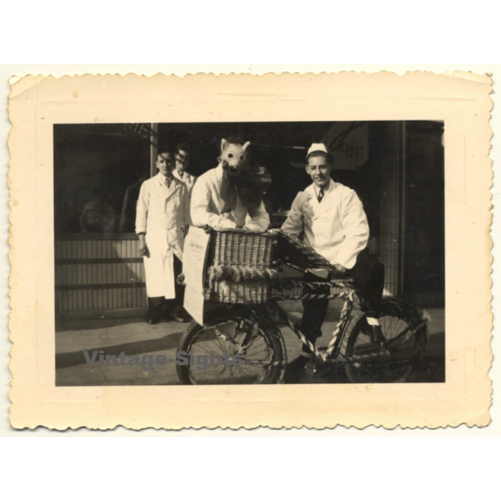 Vilvoorde: Charcuterie Alsbroeck / Pig Mask - Bicycle (Vintage Photo ~1930s/1940s)