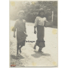 Ceylon / Sri Lanka: Street Scene - 2 Indigenous Girls (Vintage Photo ~1910s/1920s)