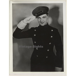 Pretty Bellgirl Salutes / Porter -  Actress? (Vintage Press Photo ~1940s)