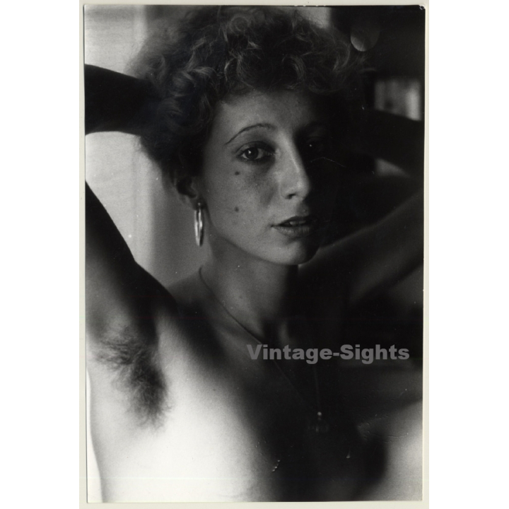 Jerri Bram (1942): Pretty Nude Showing Hairy Armpits (Vintage Photo ~1970s)