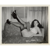 Irving Klaw: Sally Lane On Couch 70 / Pin-Up - BDSM (Vintage Photo USA)