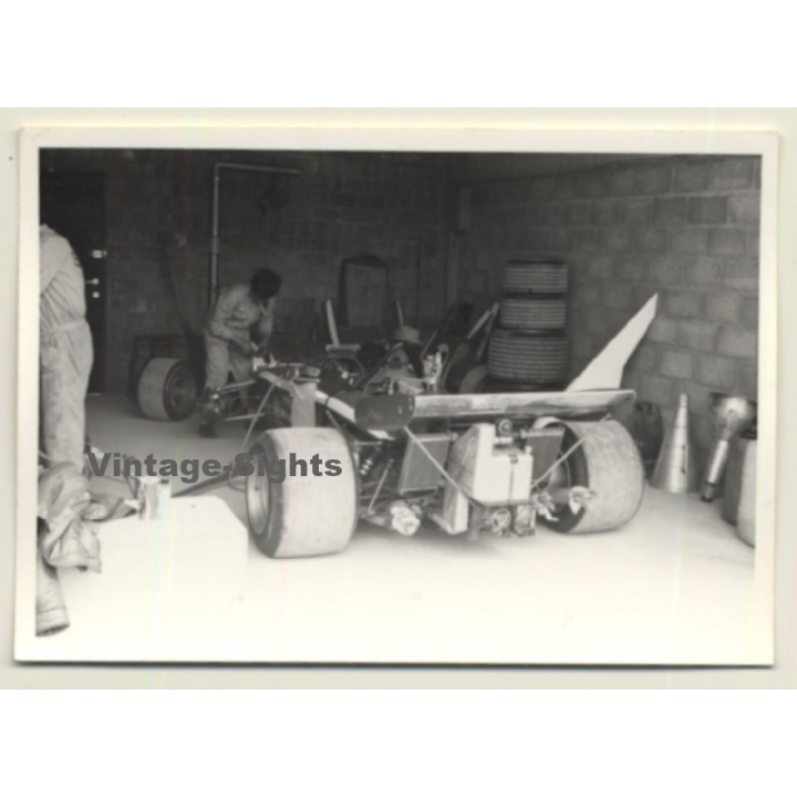 Nivelles-Baulers GP Formula 1: Car Getting Fixed In Pit (Vintage Photo 1972)