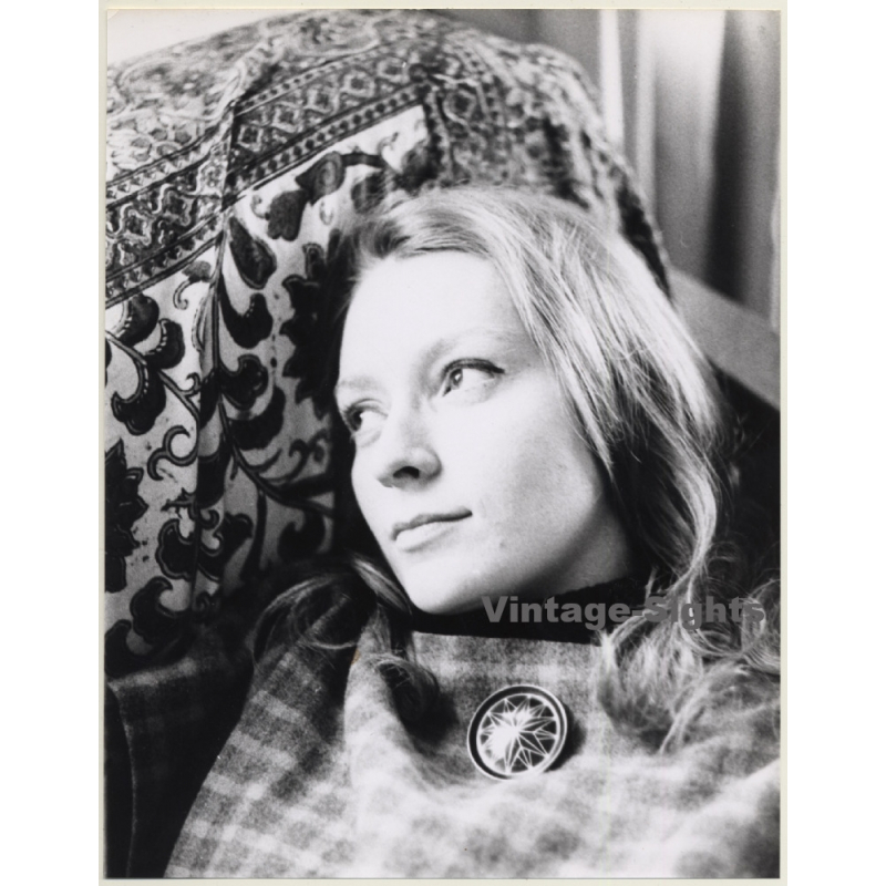 Jerri Bram (1942): Portrait Of Pretty Dreamy Female (Vintage Photo ~1970s)