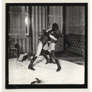 Semi Nude Blonde & Brunette In Hot Catfight*3 / Wrestling (Vintage Contact Sheet Photo 1970s)