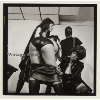 2 Mistresses & Masked Latex Master Tie Semi Nude Maid*5 / BDSM (Vintage Contact Sheet Photo 1970s)