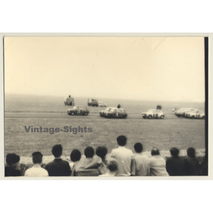 Tour De France 1964: N°23 N°19 N°31 N°27 Austin Mini Cooper S*2 (Vintage Photo)