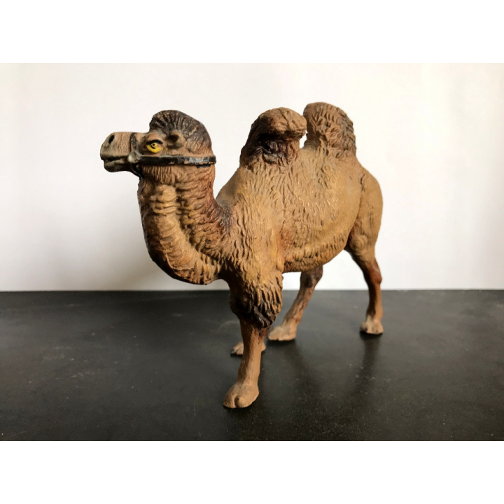 Bactrian Camel / Kamel*5 (Vintage German LINEOL/ELASTOLIN Figure)