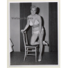 Irving Klaw: Chubby Blonde In White Bikini AUTUMN / Pin-Up - BDSM (Vintage Photo USA)