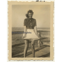 Brunette Beauty In Short Culottes / Sea Shore - Fashion (Vintage Photo ~1930s/1940s)