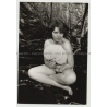 Sweet Nude Woman Covers Herself W. Fan / Eyes - Feet (Vintage Amateur Photo 70s)
