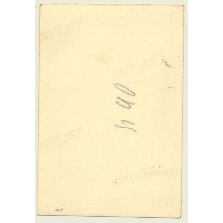 Queer German Soldier Shows Leg / WW2 - Gay INT (Vintage Photo 1930s/1940s)